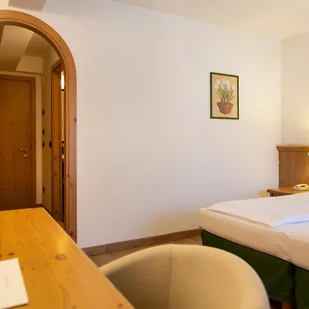 Golf Hotel Folgaria Zimmer foto