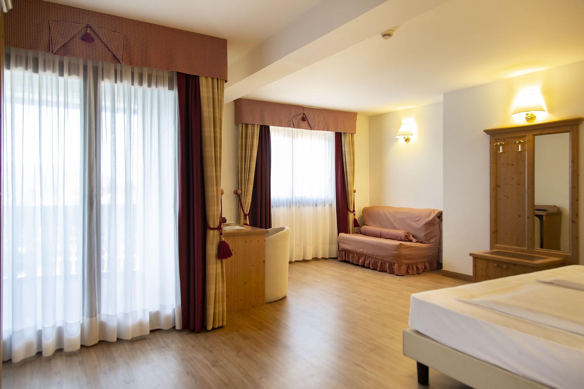 Hotel Golf 4*